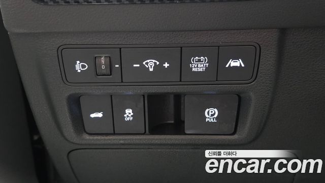 Hyundai Sonata 2023 — photo 30