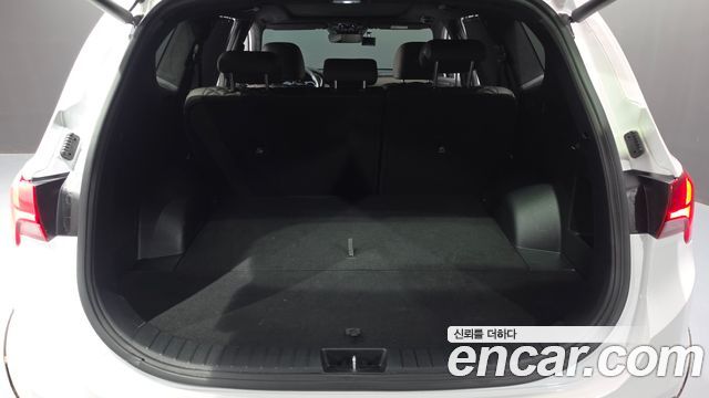 Hyundai Santafe 2023 — photo 26