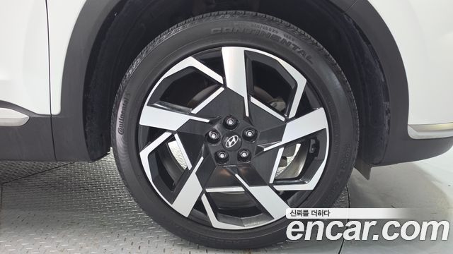 Hyundai Santafe 2023 — photo 7