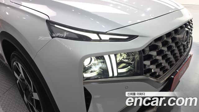 Hyundai Santafe 2023 — photo 8