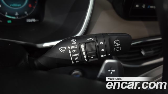 Hyundai Santafe 2023 — photo 29