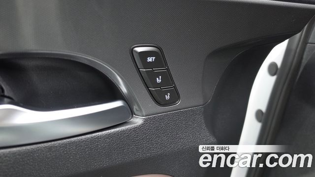 Hyundai Santafe 2023 — photo 30