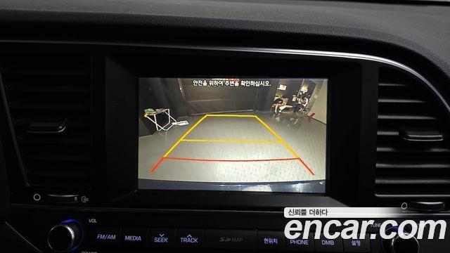Hyundai AVANTE 2016 — photo 15