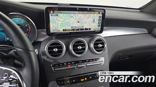 Mercedes-Benz GLC-Class 2023 — photo 18