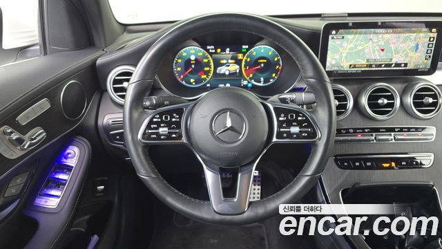 Mercedes-Benz GLC-Class 2023 — photo 19