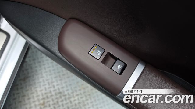 Hyundai Grandeur 2023 — photo 24