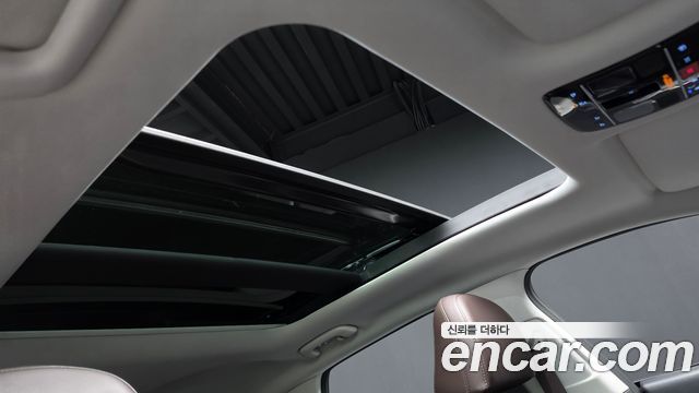 Hyundai Grandeur 2023 — photo 25