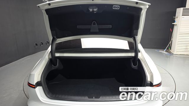 Hyundai Grandeur 2023 — photo 26