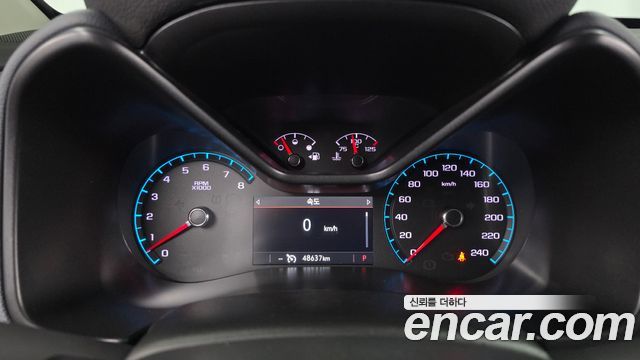 Chevrolet Korea Colorado 2022 — photo 11