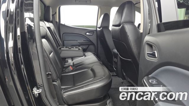 Chevrolet Korea Colorado 2022 — photo 18
