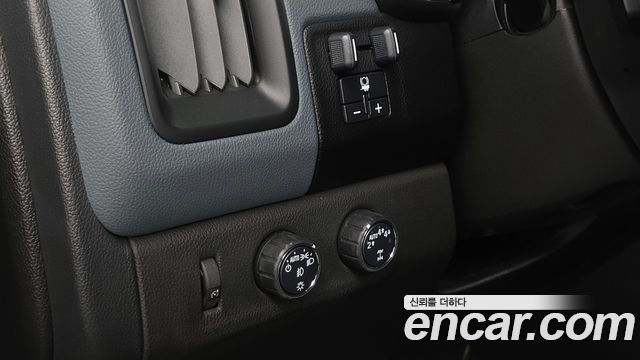 Chevrolet Korea Colorado 2022 — photo 23