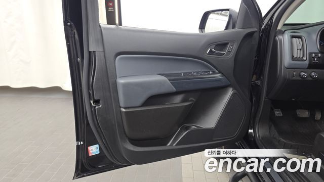 Chevrolet Korea Colorado 2022 — photo 14