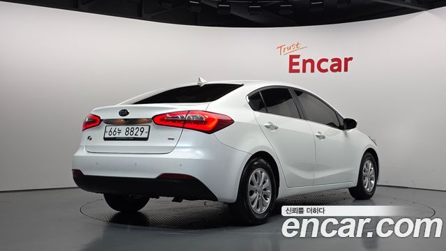 Kia K3 2013 — photo 2