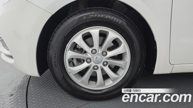 Kia K3 2013 — photo 5