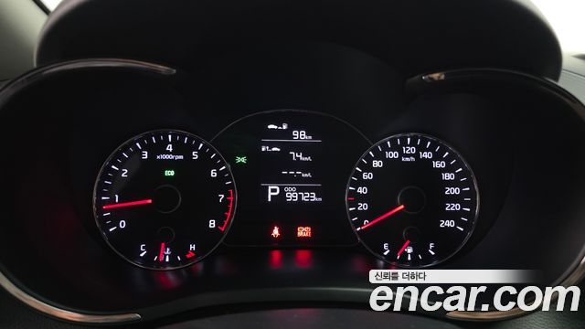 Kia K3 2013 — photo 8