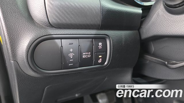 Kia K3 2013 — photo 12