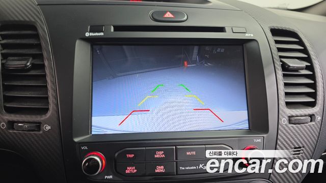 Kia K3 2013 — photo 16