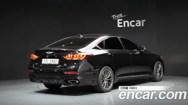 Genesis G80 2018 — photo 2