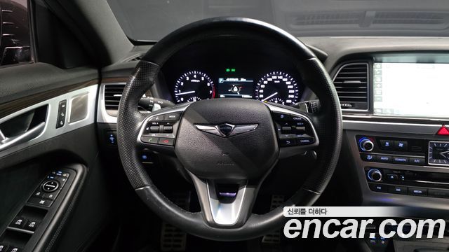 Genesis G80 2018 — photo 13