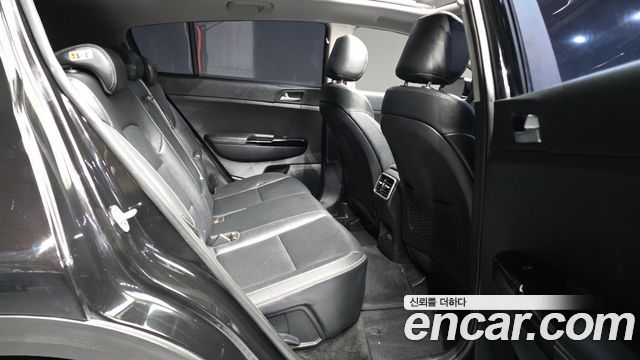 Kia Sportage 2016 — photo 18