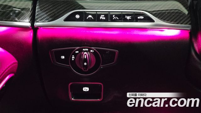 Mercedes-Benz S-Class 2019 — photo 18