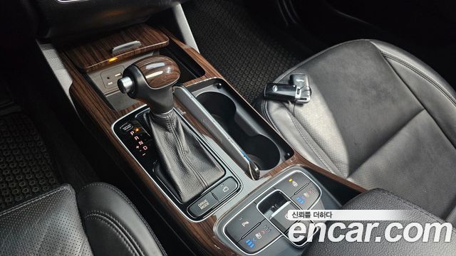 Kia K7 2015 — photo 12