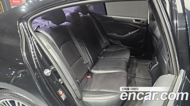 Kia K7 2015 — photo 17
