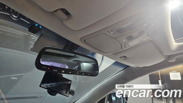 Kia K7 2015 — photo 23