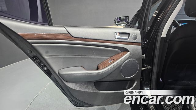 Kia K7 2015 — photo 15