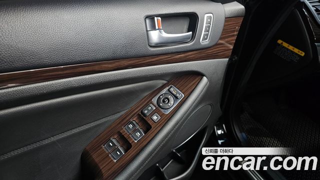 Kia K7 2015 — photo 27