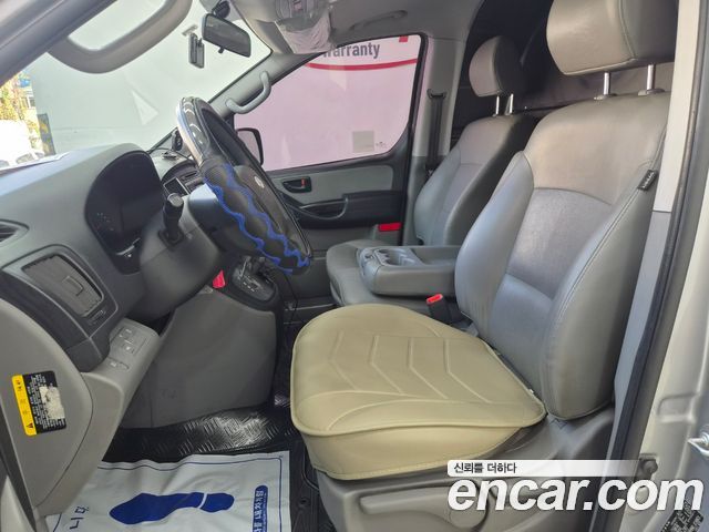 Hyundai Starex 2016 — photo 12