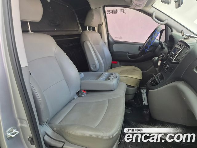 Hyundai Starex 2016 — photo 13