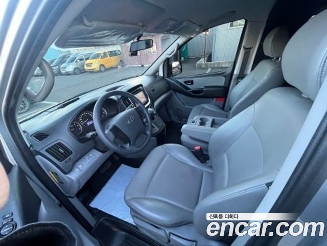 Hyundai Starex 2020 — photo 10