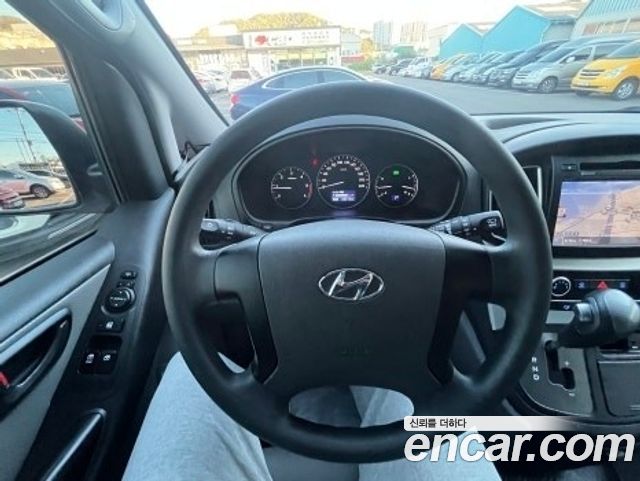 Hyundai Starex 2020 — photo 16