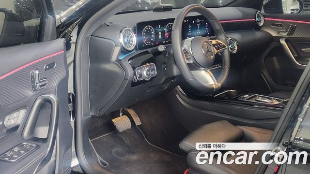 Mercedes-Benz A-Class 2026 — photo 10