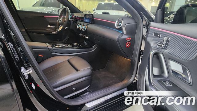 Mercedes-Benz A-Class 2026 — photo 12