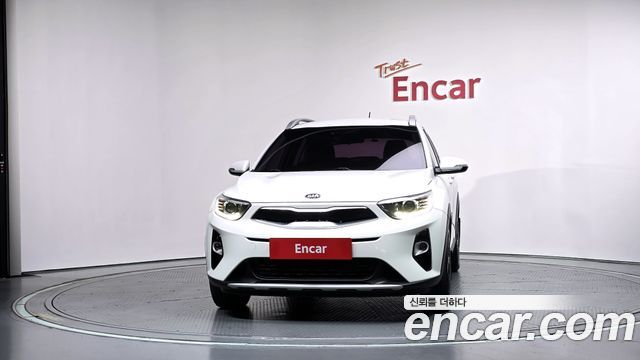 Kia Stonic 2018 — photo 3