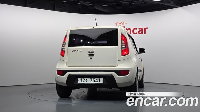 Kia Soul 2012 — photo 4