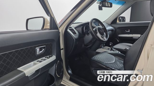 Kia Soul 2012 — photo 10