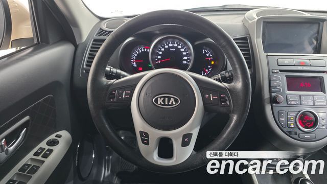 Kia Soul 2012 — photo 13
