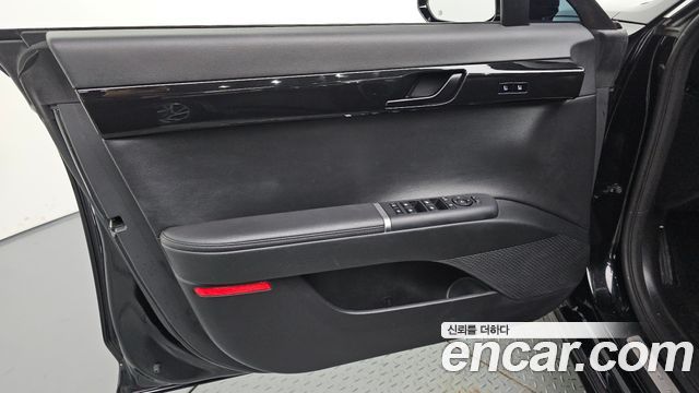 Hyundai Grandeur 2023 — photo 14