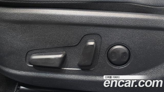 Kia K7 2020 — photo 31