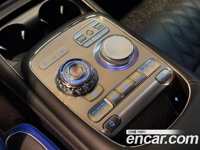 Genesis G90 2023 — photo 9