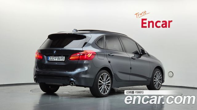 BMW 2-Series 2021 — photo 2