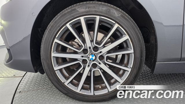 BMW 2-Series 2021 — photo 5