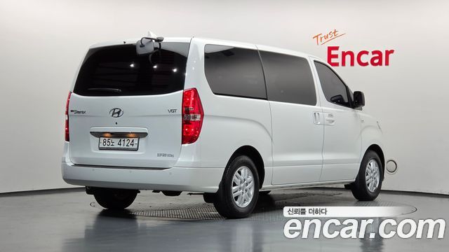Hyundai Starex 2021 — photo 2