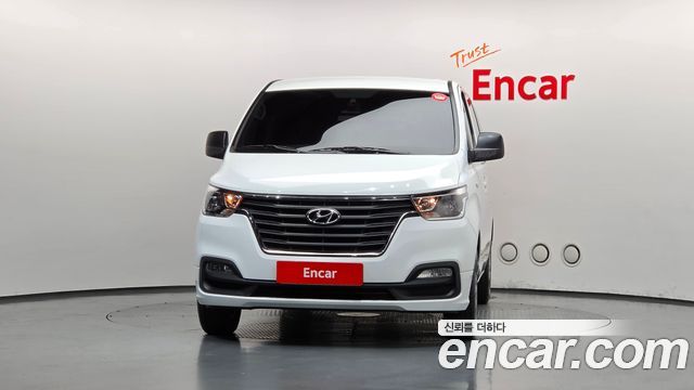 Hyundai Starex 2021 — photo 3