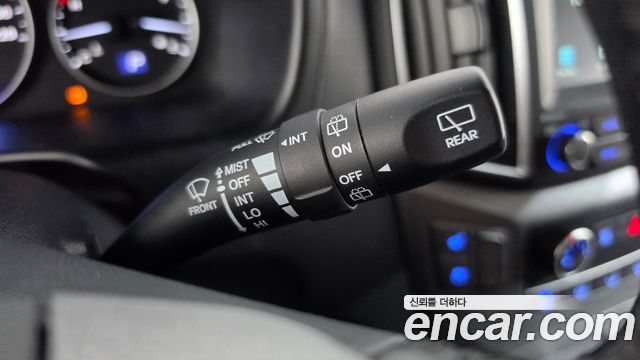 Hyundai Starex 2021 — photo 29