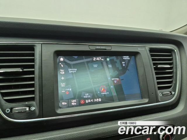 Kia Canival 2017 — photo 14
