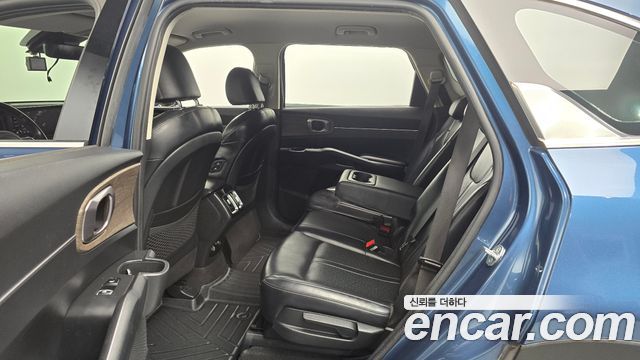 Kia Sorento 2021 — photo 17
